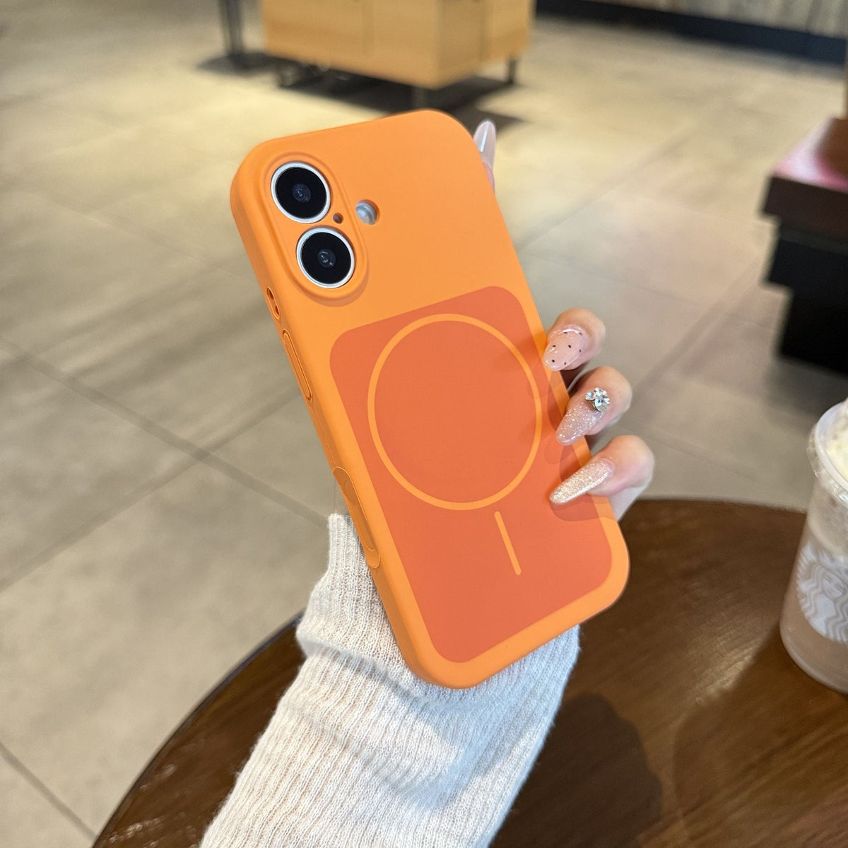 Thin magnetic closure Case For IPhone